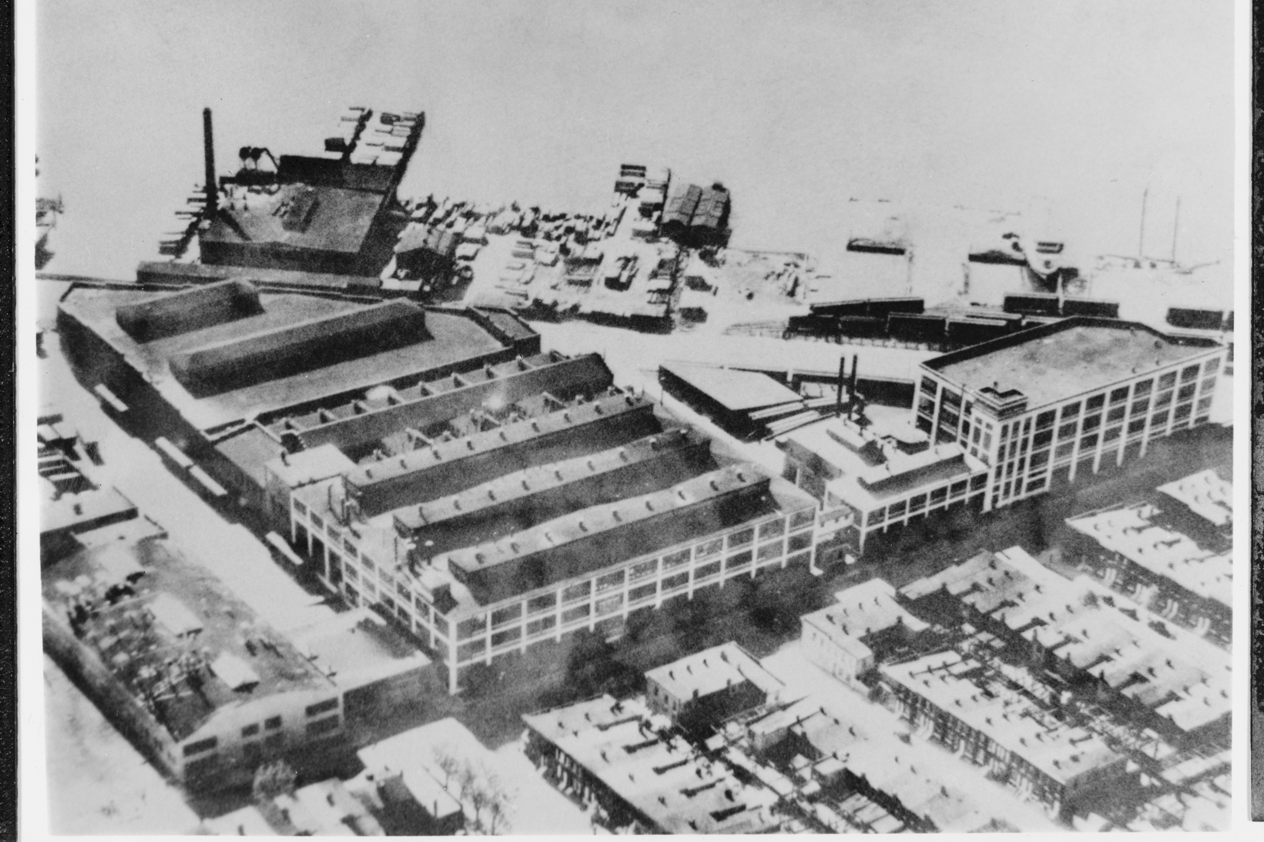 1913