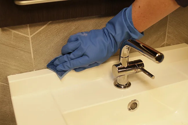 remove sealant